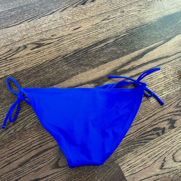 NEW No Boundaries Bright Blue Rutched Tie Bikini - Picture 3 of 6